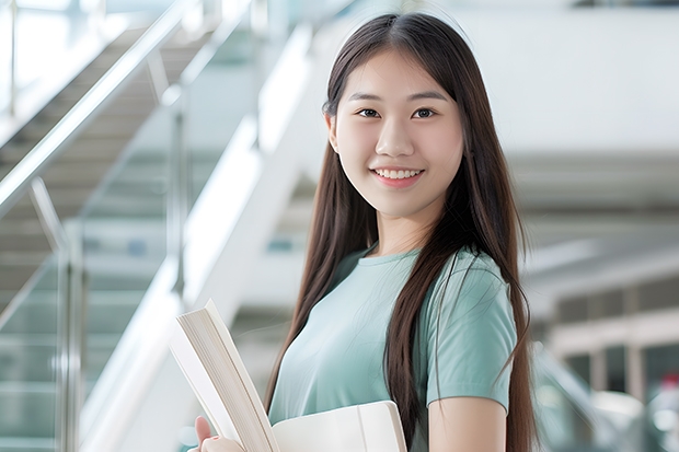 我是女生，想考军校，想知道军校的生活是什么样子的，都有什么是适合女生的专业