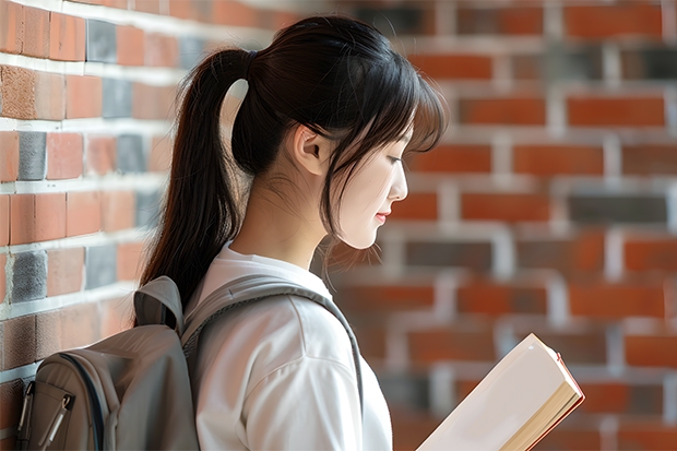 艺术生可以报考普通大学吗？